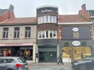 Handelspand te Huur Brasschaat 73m² Topligging Winkelcentrum