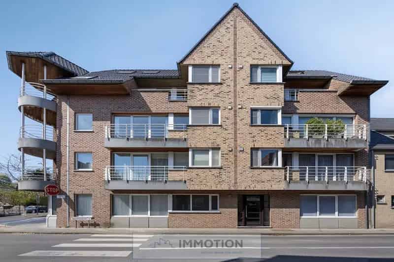 Appartement te huur 2 slaapkamers garage Heestert