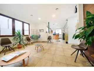 Handelspand Sambreville 14 Ruimtes Appartement Garage Huuropbrengst 14000