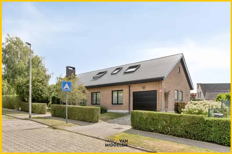 INSTAPKLARE WONING MET 3 KAMERS, BUREAU, TUIN EN GARAGE