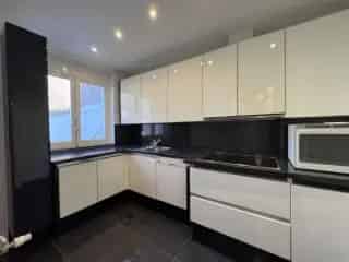 Duplex te Huur Molenbeek 131m² 2 slaapkamers Jacuzzi