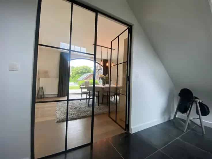 Huis Te Koop: Prachtige Villa met 4 slaapkamers