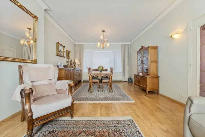 Halfopen Woning te Vlijtingen 9a40ca