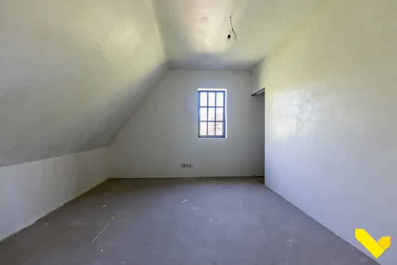 Luxueuze Halfopen Nieuwbouwwoning te Koop