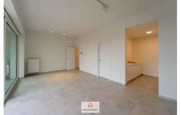 Huur 2 slaapkamer appartement van 100 m² in Ghent