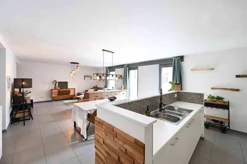 Antwerpen Duplex 3 Slaapkamers 145m² Toplocatie