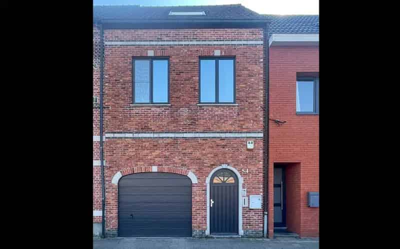Huis te huur: Ruime 3 slaapkamer woning met tuin en thuisbatterij