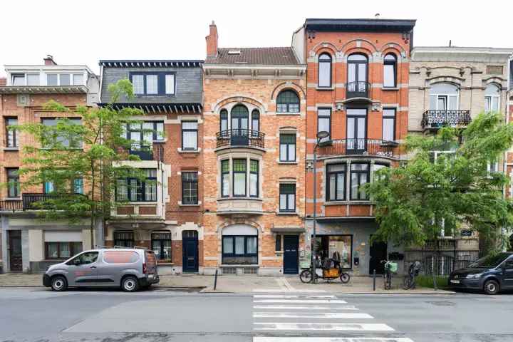 Huur appartementen met 3 slaapkamers in een gebouw van 1913