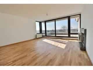 Duplex te Huur Sint-Pieters-Woluwe 5 Slaapkamers Grote Garage