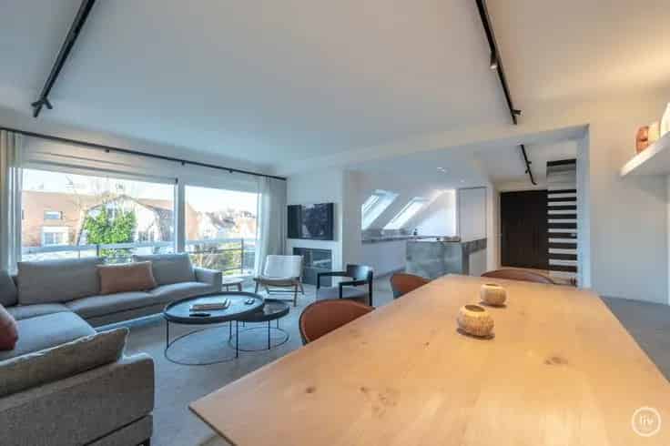 Appartement Te Koop Albertplein Nabij Strand Gerenoveerd