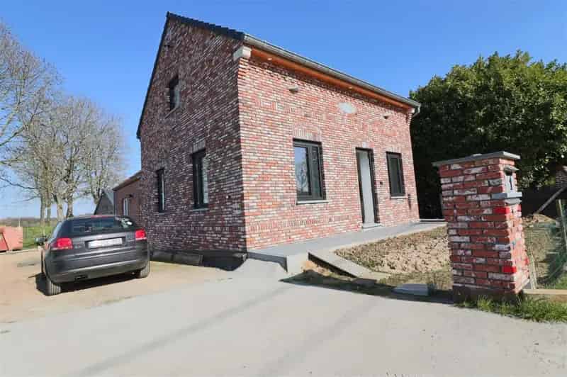 Huis te koop Lubbeek Tielt Winge 2 slaapkamers gerenoveerd