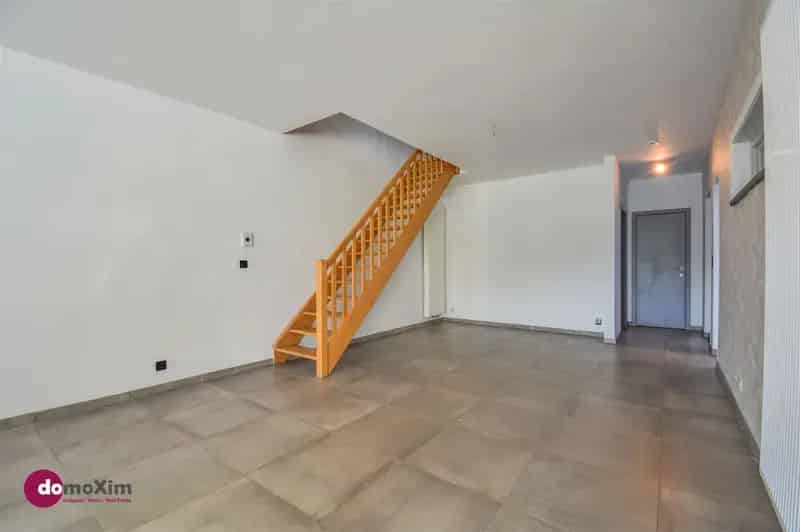 Centraal Gelegen Ruime Woning met Tuin Garage en Potentieel