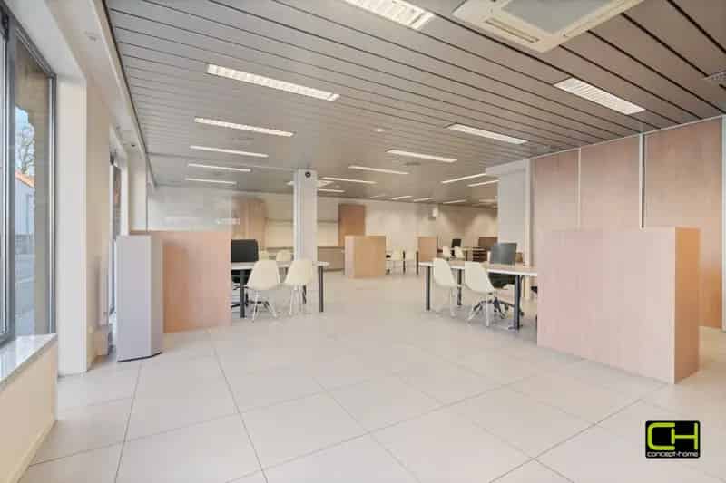 Kantoor of Handelspand te Koop in Lovendegem Centrum