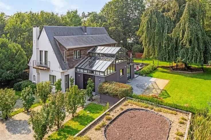 Villa te Koop: Luxe Villa met Loftallures en Bijgebouw
