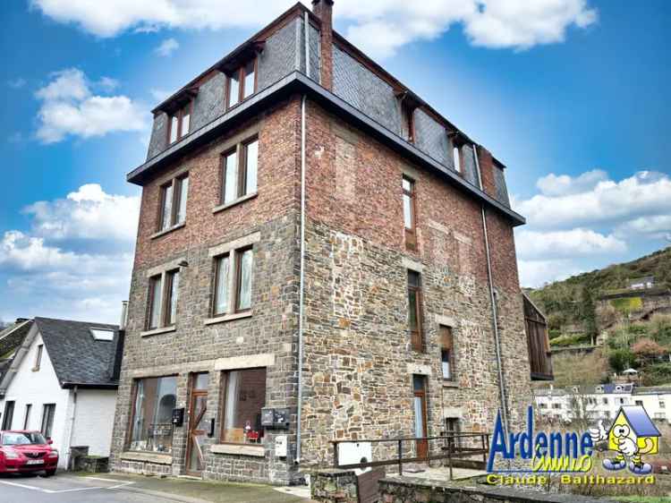 Te koop appartement La Roche-en-Ardenne met tuin en uitzicht op de Ourthe