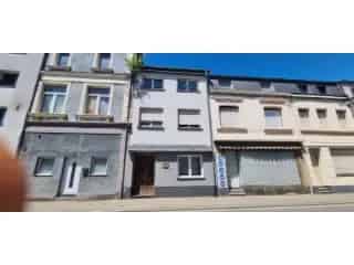 Huis Gemengd Gebruik Athus 4 Appartementen Hoog Rendement