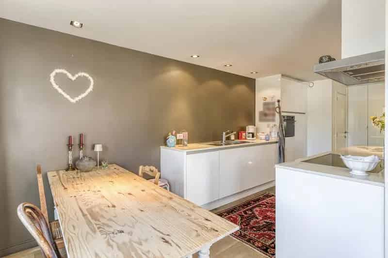 Appartement te koop Brugge: 2 slaapkamers 3 studentenkamers tuin garage
