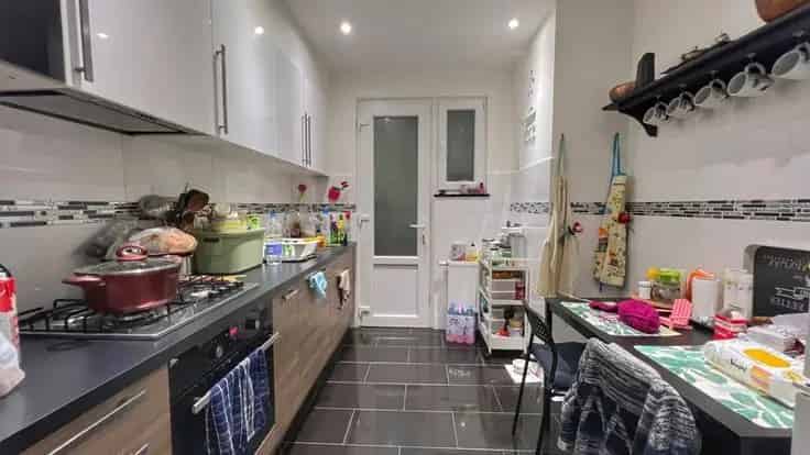Appartement Te Koop 2 Slaapkamers Nabij Plein