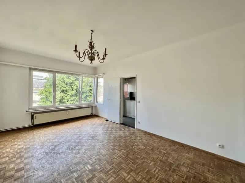 2 Slaapkamer Appartement Toplocatie Nabij Openbaar Vervoer