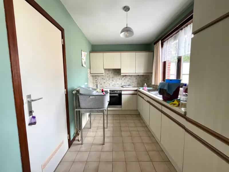 Appartement te Koop Evergem: Ruim Terras 2 Slaapkamers Garage