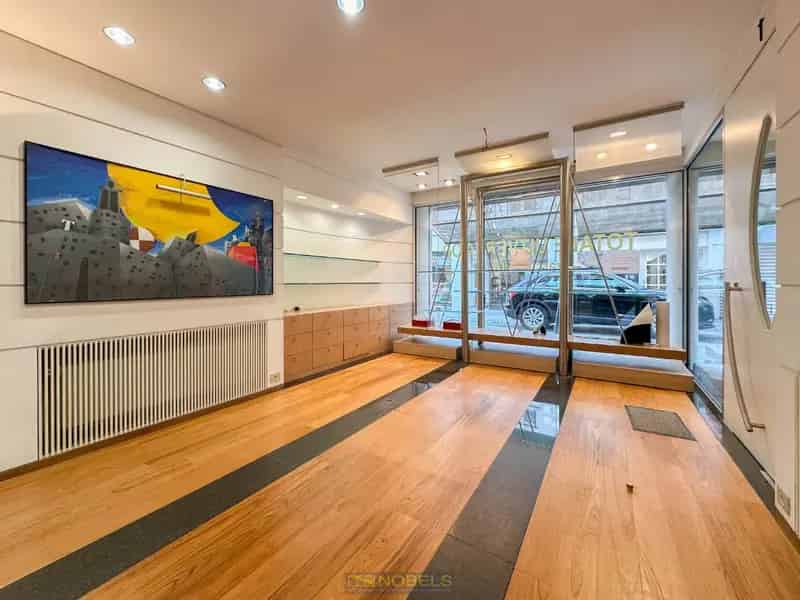Handelspand met Appartement te Oudenaarde Centrum