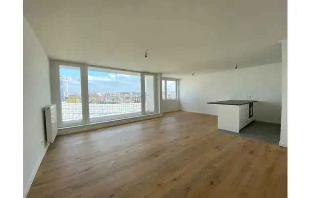 Huur 2 slaapkamer appartement van 80 m² in Liège