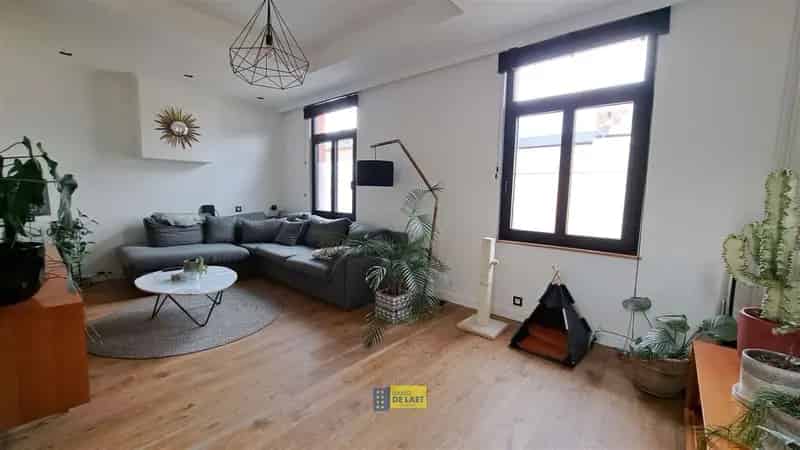 Ruime Burgerwoning te Merksem 3 slaapkamers Garage Dakterras
