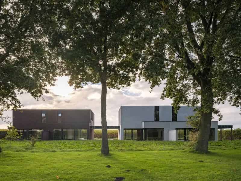 Stijlvolle Lichtrijke Woning met Schitterende Zichten