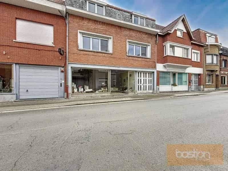 Te renoveren woning Marke