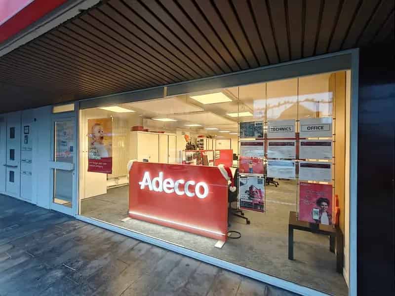 Ruim Kantoor Toplocatie Volledig Aanbod