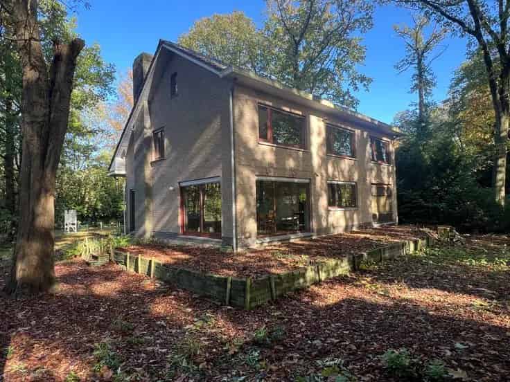 Ruime Villa Te Koop Te Renoveren 5 Slaapkamers Grote Zolder
