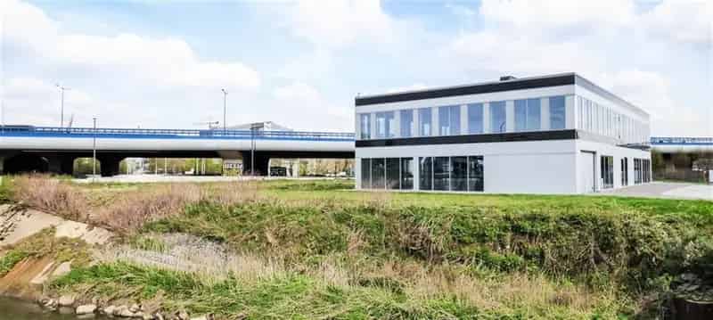 ZEN PARK Kantoorruimte te Huur 556m2 Ring
