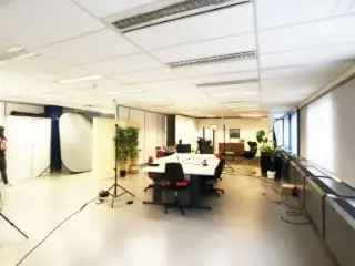 Kantoorruimte te Huur Evere 457m²