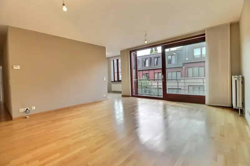 Appartement te koop 100m2 2 slaapkamers 2 badkamers