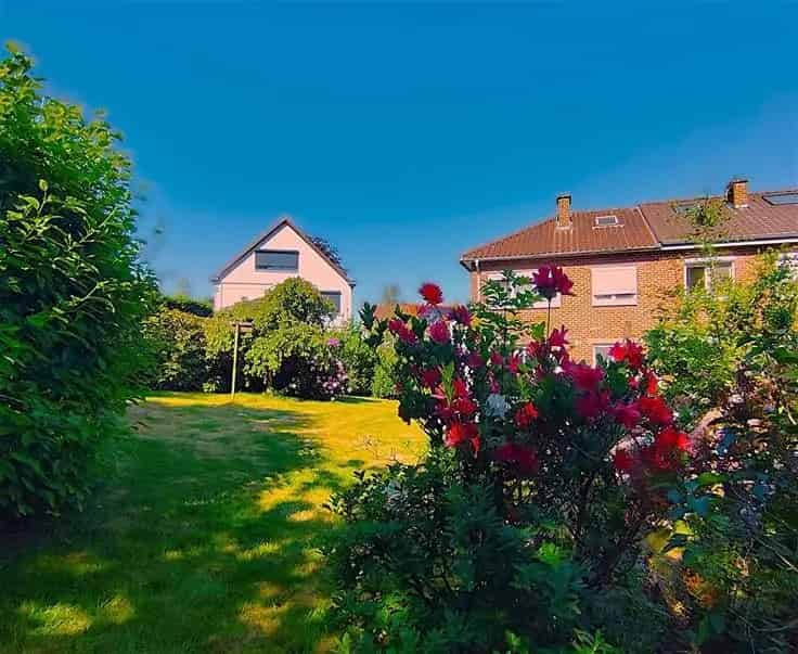 Huis Te Koop Braine L'Alleud: 4 slaapkamers, tuin, garage