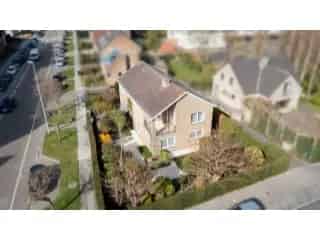 Huis te koop Brugge - Grote gezinswoning met veel potentieel