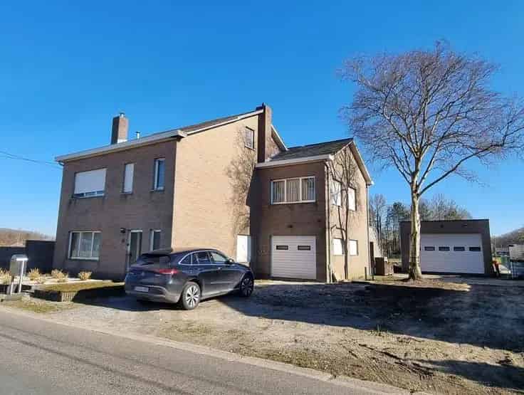 Ruime gezinswoning 6 slaapkamers te koop