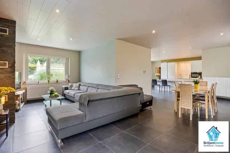 Huis te huur Hever: 5 slaapkamers, gerenoveerd en energiezuinig