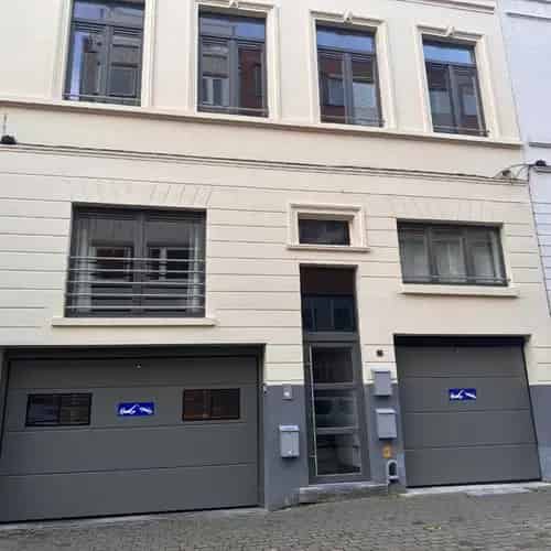 Overdekte Staanplaats 5m x 2.5m - Centrale Ligging