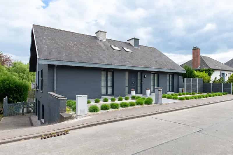 Ruime gezinswoning te huur nabij station