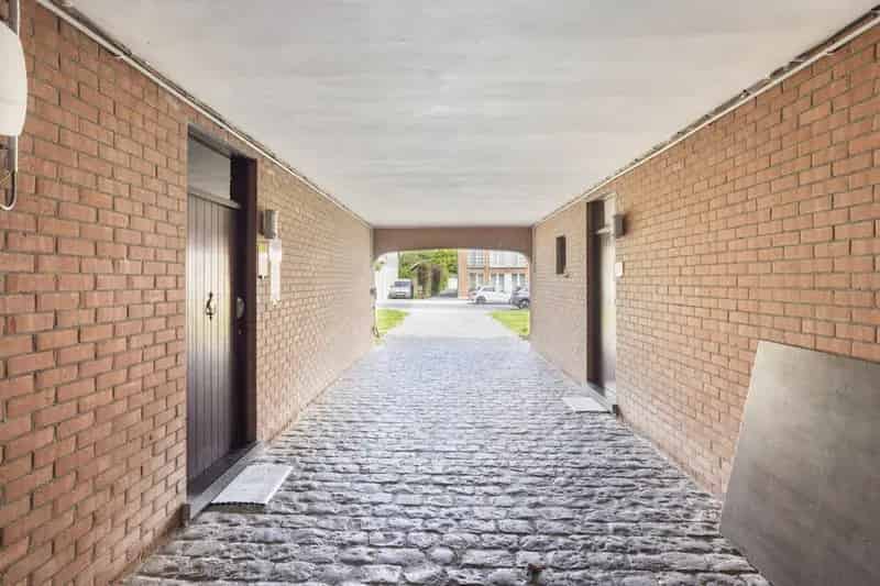 Huis te koop Roeselare 10 slaapkamers grote tuin