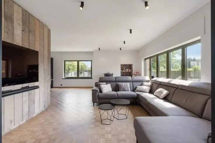 Huis Te Koop Herk-de-Stad: Vernieuwde Gezinswoning 170m²