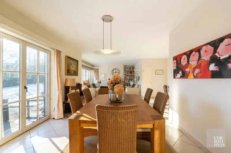 Ruime gezinswoning 356m2 groene omgeving