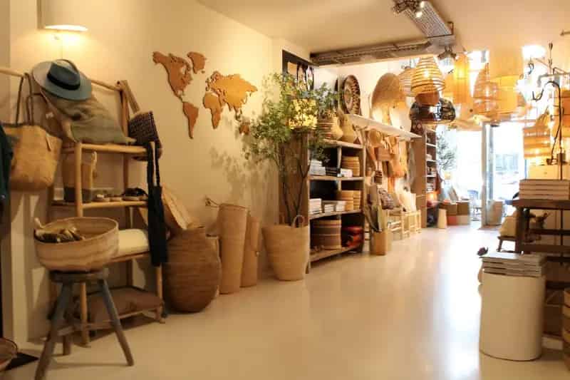 Handelspand te Huur Lippenslaan 275