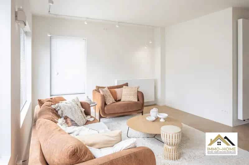 Ruime Halfopen Bebouwing Luxe Afwerking