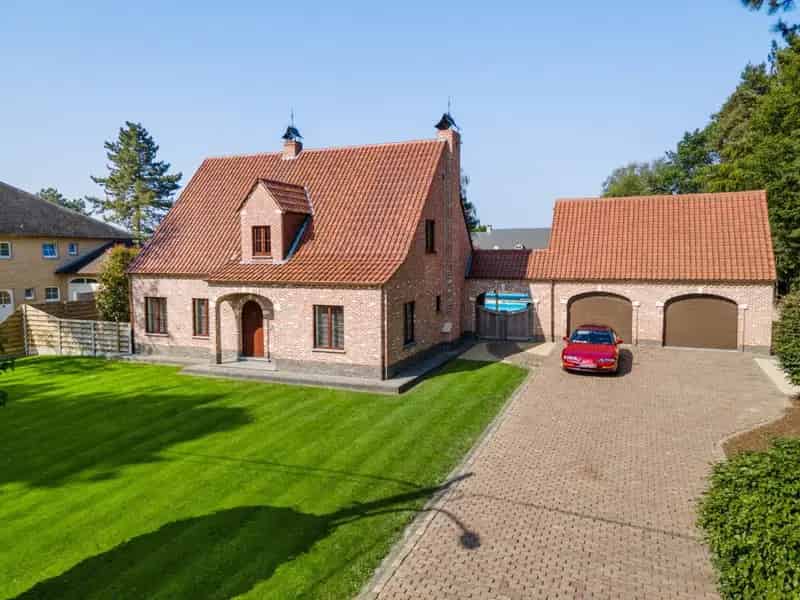 Ruime Villa 5 Slaapkamers Verwarmd Zwembad 2450m2