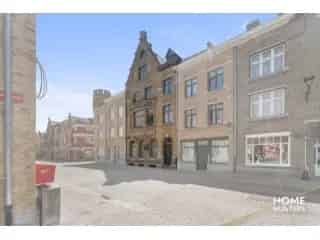 Herenhuis Ieper 8 slaapkamers Grote Markt