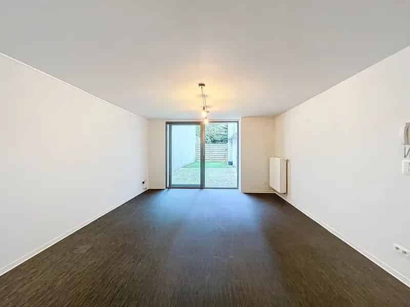 Appartement te koop 1 slaapkamer terras tuin