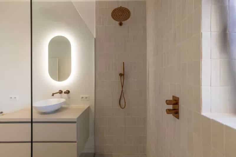 Appartement te koop: Instapklaar 1 slaapkamer nabij Park Bist