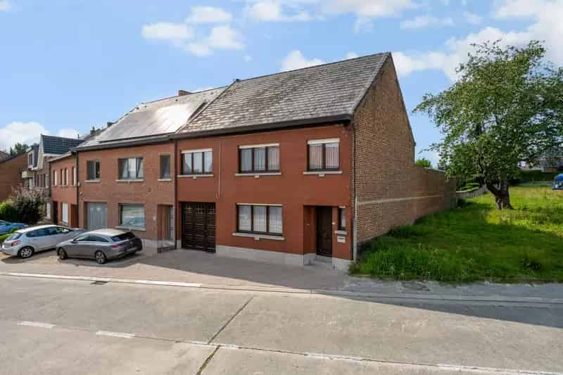 Huis te huur Hillegem: 4 slaapkamers, garage, grote tuin